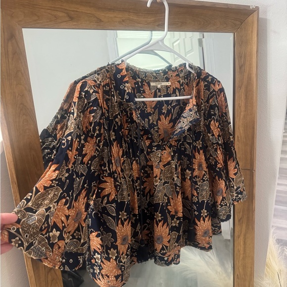 Tularosa Falling Floral Grommet Frayed Edges Top XS - Picture 2 of 3